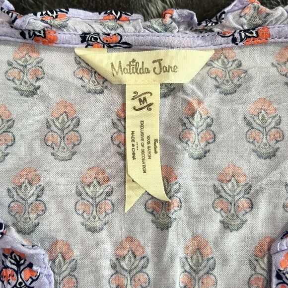 100. Matilda Jane Tunic Lavender Delicate Topiary Detail - Size Medium Blouse - Picture 3 of 10